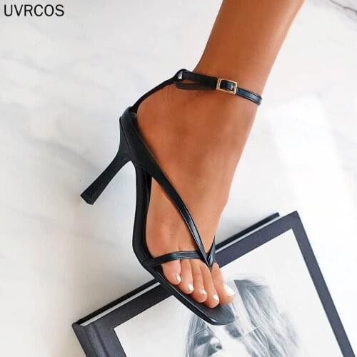 2021 New Hot Sale Summer Ladies Sexy Bomb Square Toe High Heels Toe Flip Flops Stiletto High Heels Fashion Buckle Women Sandals