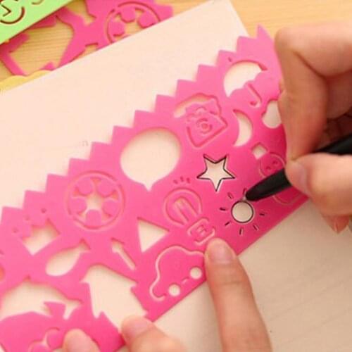 4pcs/set Straight Plastic Ruler Geometric Hollow Cutout Drawing Painting Measure Tool for Studying Designing