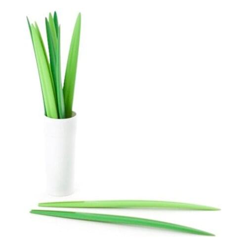 Creative 10pcs/Set Green Bamboo Leaf Fruit Fork Chopsticks Cocktail Fork Wedding Festival Birthday Kitchen Gadget Fruit Tools