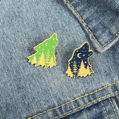 Cartoon Creativity Wolf-shaped Dark Night Forest Night View Enamel Brooch Personality Design Alloy Badge Jewelry Gift for friend