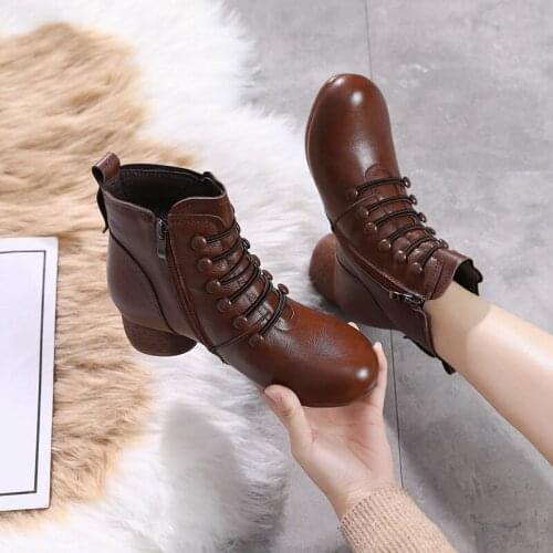 2021 New Womens Boots Winter Plush Waterproof Leather Female Short Shoes Thick Heel Fashion Ladies Booties Spring Autumn