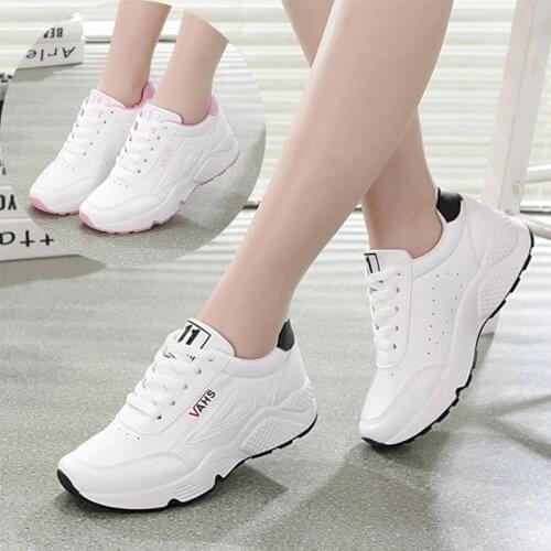 2021 White Sneakers Womens Fashion Sneakers Luxry Women Platform Shoes Womens Sports Shoes Breathable Lace Up Tennis Female
