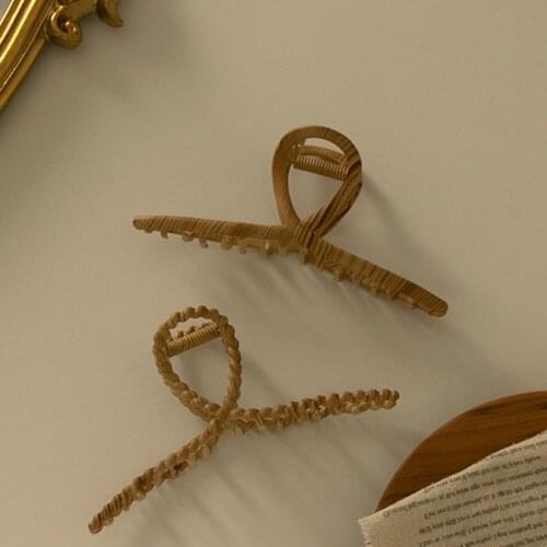 New Geometric Hair Claw Clip Clamps Hair Crab Wood Grain Hair Clip Hairpin Large Size Barrettes Women Hair Accessories