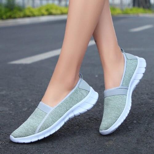 2018 brand mesh breathable Summer shoes women loafers Slip on Shoes women Casual flats shoes New zapatillas shoes plus size35-46