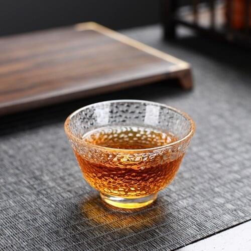 Thickened glass teacup with hammer pattern to hold kungfu master cup tea cup heat resistant transparent personal cup shot glass