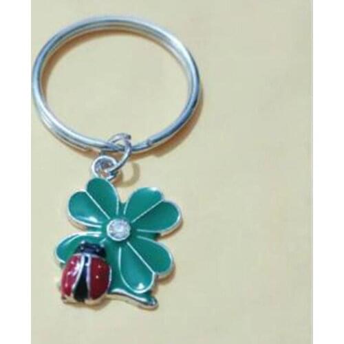 Stainless Steel Lucky Keyring DIY Enamel Drop Glaze Ladybugs Eat Leaves Clover Ladybug Charm Keychain Souvenir Couple Jewelry