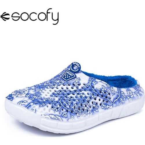 SOCOFY Women Unisex Gorgeous Printed Slippers Garden Clogs Mules Warm Lined Comfy Soft Home Shoes Indoor Outdoor Slippers