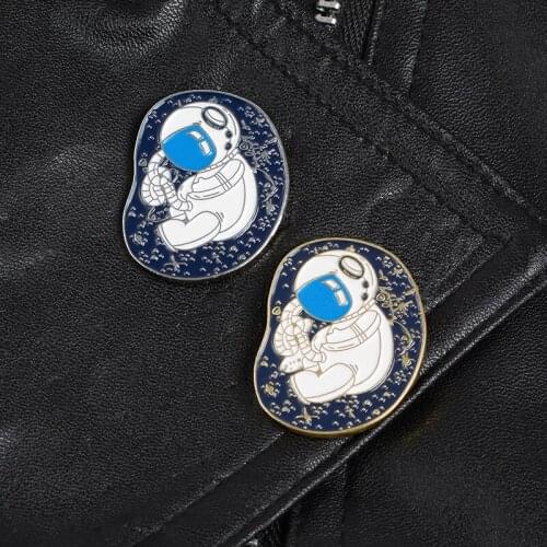 Astronaut baby Brooch Universe Outer space Maternal Uterus Enamel Pins Cartoon Custom Badges Jewelry Gifts
