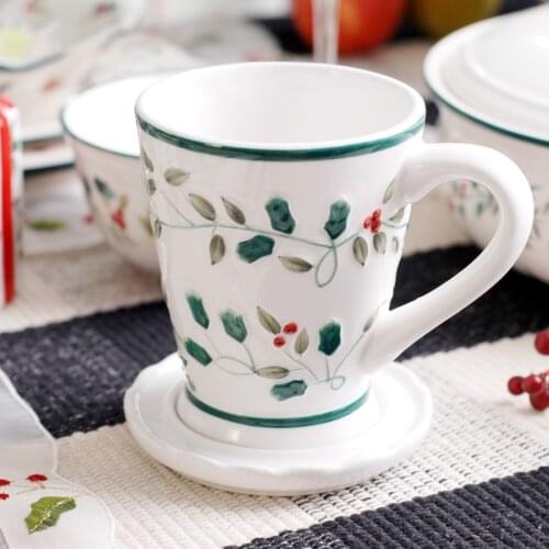 Europe handpainted cameo Common Holly Berry ceramic cups and mugs with lid/handgrip porcelain drinkware milk tea coffee cup mug