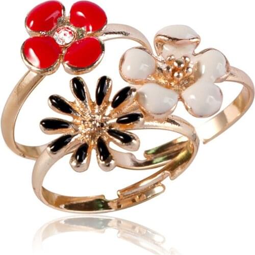 CRLEY 3pcs Christmas Collection Flower Finger Ring Oil Drop Daisy Red White Flora Wedding Jewelry Birthday Gift Drop Shipping