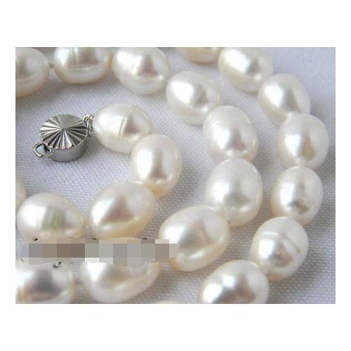 A 18'' 9-10mm White Rice Freshwater Pearl Necklace