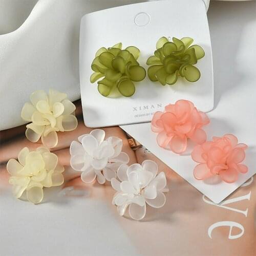 2020 Spring style 30pcs/lot 30mm color resin petal sewing cartoon flowers shape charms diy jewelry earring/garment accessory