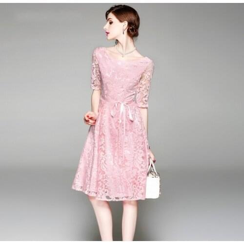 High Quality 2020 Summer New Arrival Fashion O-Neck Half Sleeve Hollow Out Lace Elegant Solid Print Knee-Length Dress Women