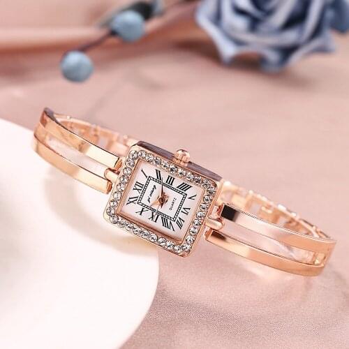 DOOBO Women's Bracelet Watches