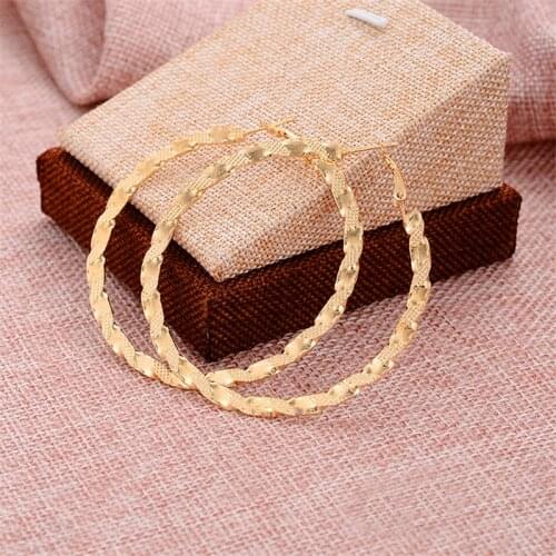 2019 Simple Korean Fashion Aros Big Round Circle Hoop Earrings for Women Geometric Ear Hoops Earing Brincos Jewelry Gift
