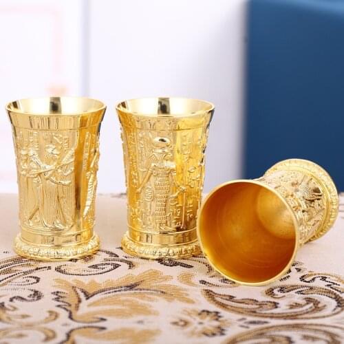 Mini Spirits Wine Glasses Cup 30ml Relief Retro Diamond Pattern Goblet Spirits Drinking Alloy Antique Wine Gift Retro Decoration