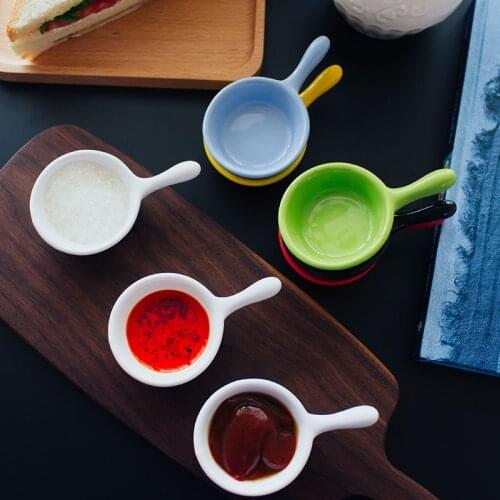 Japanese Ceramic Tableware Creative Handle Dish Seasoning Sauce Sauce Dish Household Circular Ceramic Sauce Dish