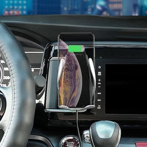 10W Qi Automatic Clamping Fast Charging Phone Holder Mount in Car for iPhone xr Huawei Samsung Smart Phone Wireless Car Charger