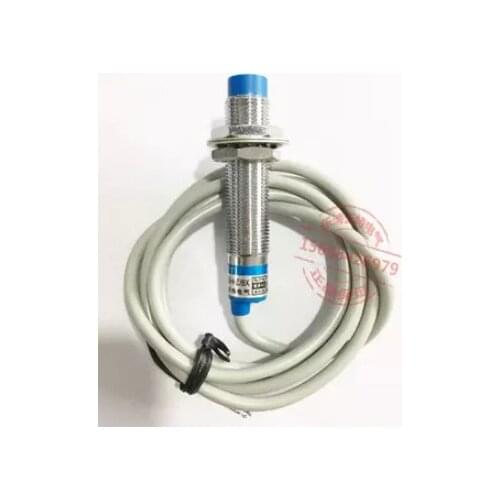 FREE SHIPPING 10PCS/LOT LM12-3004NA DC 24V three line NPN normally open switch sensor