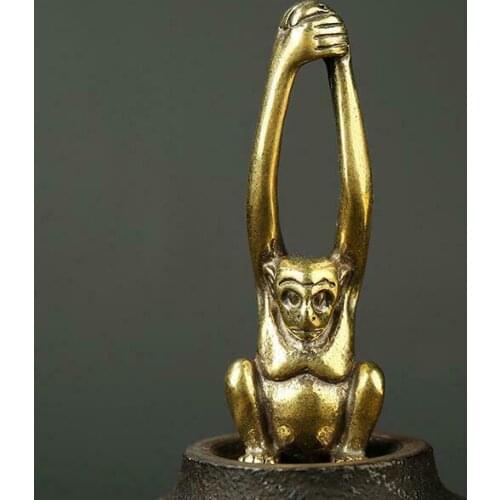 China Brass Long Arm Monkey Small Statue