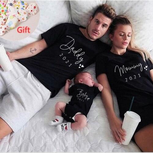 Mother Father Baby Matching Family Outfits Funny New Daddy Mommy Baby 2021 Summer Family Look Black Cotton Family Tshirt