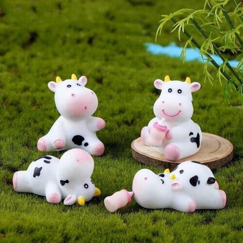 Fashion Cute Cow Figurine Eco-friendly Eye-catching Resin Miniature Cow Craft Statue Home Decoration Accessories Supplies