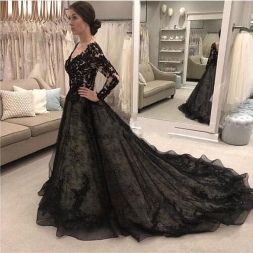 Vintage Black Lace Wedding Dresses V Neck Long Sleeves Bride Dresses A Line Backless Bridal Gowns Dubai African vestido de noiva