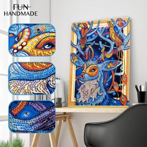 Special Shaped Drill 5D DIY Round Diamond Painting Colorful Elk With Feather Embroidery Cross Stitch Christmas Wall Decor Gift