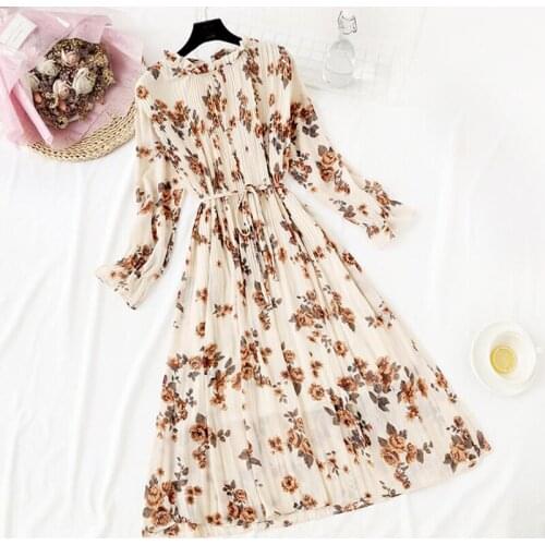 2020 Spring Ladies Chiffon Loose Printed Pleated Dress Women Flare Sleeves Lotus leaf collar Midi Dress Casual Lady Office Dress