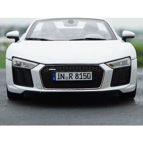 1/18 Alloy die-casting simulation car model Audi R8 V10 sports car Adult collection Holiday gift Decoration display