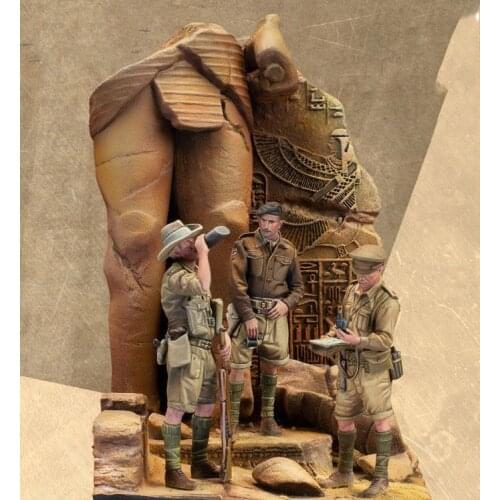 1:35 Resin Die-cast Soldier Model 3 People Including Scene Gray Resin Assembly Kit Needs To Be Colored By Hand