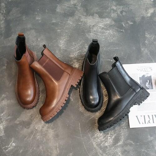 EGTPINAOP Womens Ankle Platform Martin Boots Black Casual Chelsea Womens Short Rubber Outsole Autumn Fashion Boots