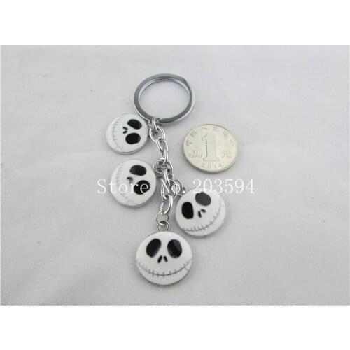 WERT456 ( 1Pcs EnamelBlack and white skull Cartoon Keychain Male Womens Car couple Key Chain Key Ring For Christmas Gift