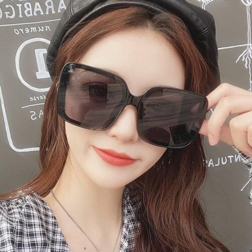 New Fashion Gradient Eyewear Large Frame Style Sun Glasses 2020 New Brand Unisex Square Colorful Sunglasses for Men/Women UV400