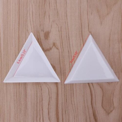 10Pcs Plastic Triangle Rhinestones Beads Crystal Nail Art Sorting Trays White
