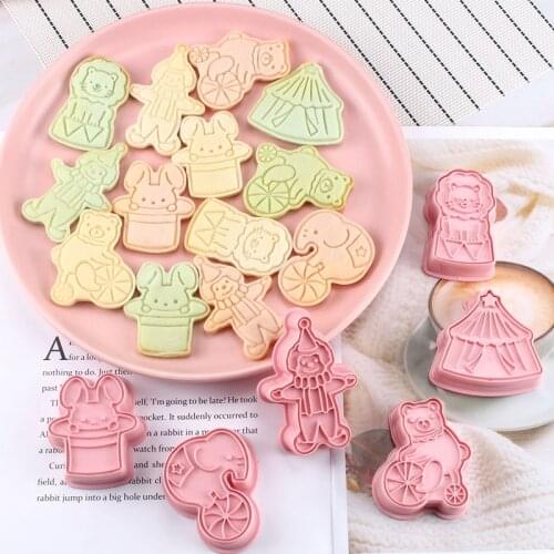 6pcs/set 3D Circus Cookie Cutters cartoon lion Icing Stamped Biscuit Cutters Mold Plastic Press Mould for Home Baking Tools