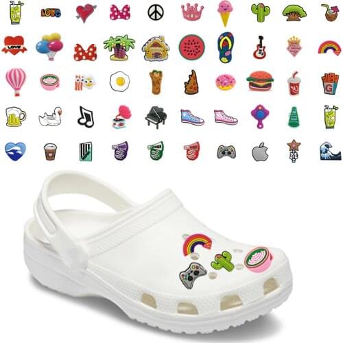 Mix100PCs Food PVC Shoe Charms Coffee Beer Coconut Decorations Eiffel Lipstick Accessories Rainbow Ornament Fit Shoes Kids Gifts