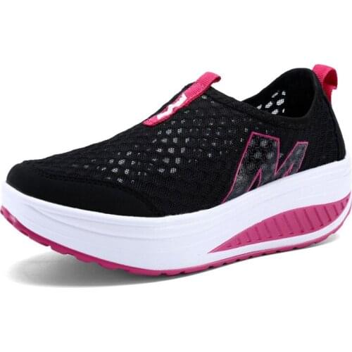 2021 Spring Summer Womens Breathable Breathable Mesh Flat Platform Shoes Slip On Loafers Swing Wedges Ladies Shoes