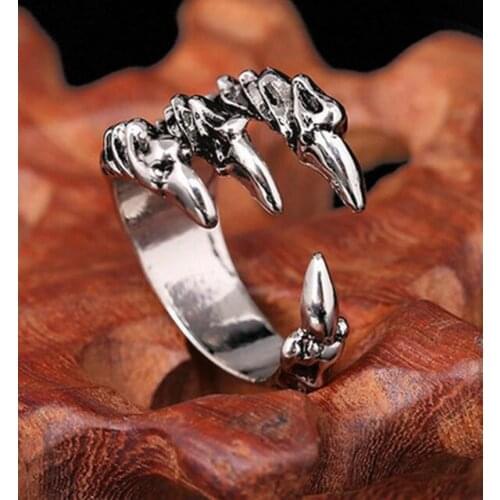 Halloween Horror Ring Dragon Claw Ring Gothic Dark Punk Assertive Ring Birthday Gift Party Small Gift