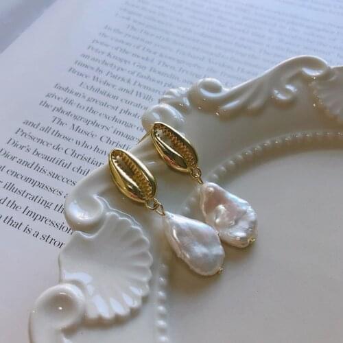 Silvology Pearl Shell Earrings 925 Sterling Silver Baroque Pearl Long Conch Stud Earrings for Women Fashionable 18K Jewelry Gift