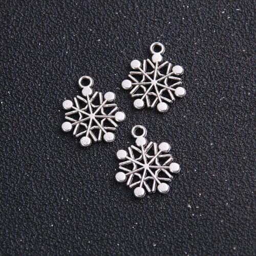 20PCs 16*20 Antique Tone Christmas Snowflake Charm Pendants Christmas Decoration Pendant