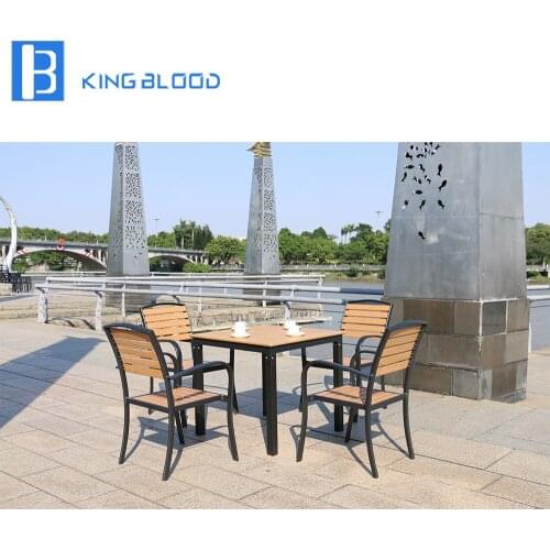 Promotional plastic wood Furniture 4 Seats Outdoor Dining Set