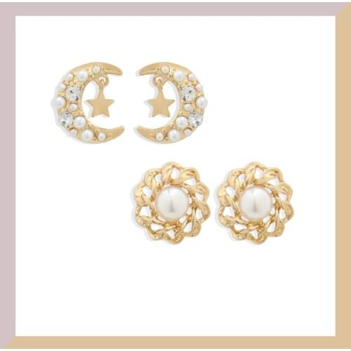 Modern Gold OL Style Flower Pearls Moon Star Pearls Crystals Stud Earrings for Ladies Women Party Wedding Gold Fashion Earring