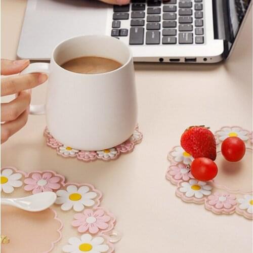 1pc Flower Shape Silica Gel Coasters Heat Insulation Anti-skid Placemats Tea Cup Milk Mug Coffee Cup Table Mat Family Office