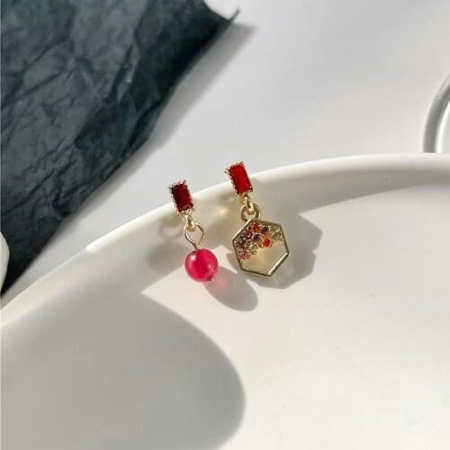 Red Bean Temperament Earrings Female 2021 New Tide Restoring Ancient Ways Asymmetric Personality Trendy Stud Earrings