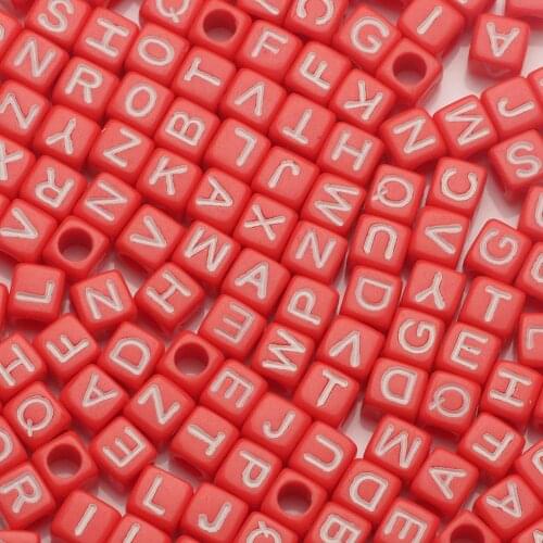 600pcs 26 Alphabet Red Acrylic Beads White letter Cube Loose Spacer Beads For Jewelry Making Diy Women children Bracelets 6X6MM