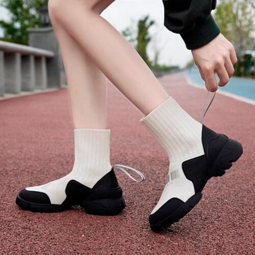 Round Toe Knitting Socks Shoes Women Breathable Mesh Running Shoes Woman Mid Heel Non-slip Sport Casual Shoes Zapatillas Mujer