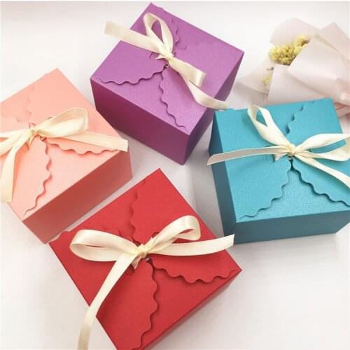 Kraft Paper 6.5*6.5*4.5cm Gift Box Wedding Party Favors Gift Candy Boxes paper gift box Wedding Festival Christmas Party Decor