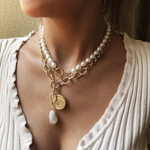 Lifefontier Punk Layered Pearl Choker Necklace for Women Big Irregular Pearl Portrait Coin Pendant Metal Chain Necklace Jewelry
