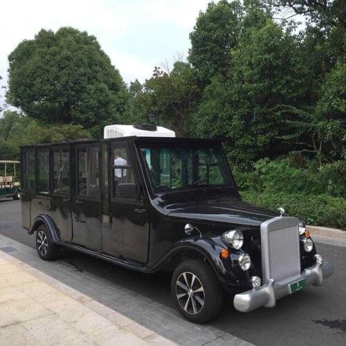 Retro classic car 11 seat sightseeing electric four wheel car Hotel scenic area building sightseeing room reception car